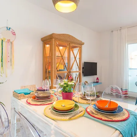 Apartmán Boho Chic- Beachfront - Free Bikes - Salt Water Pool *