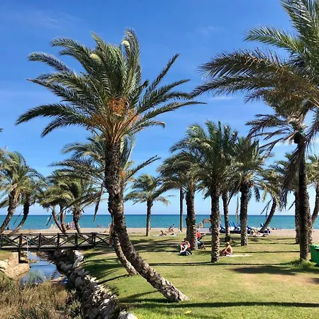 Apartment Boho Chic- Beachfront - Free Bikes - Salt Water Pool Torremolinos